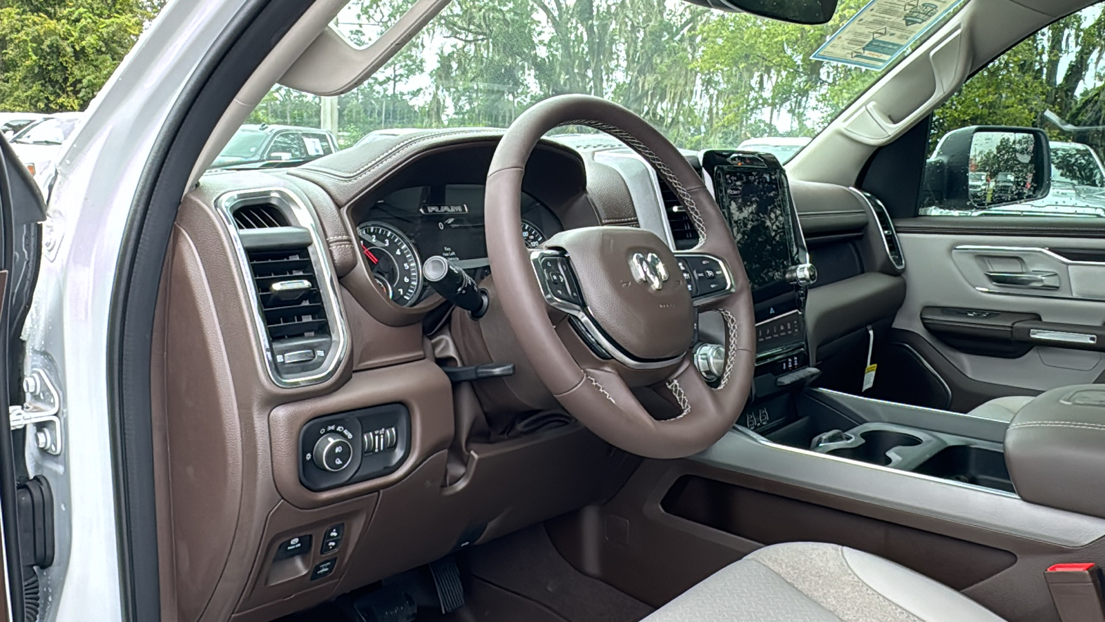 2025 Ram 1500 Laramie 34