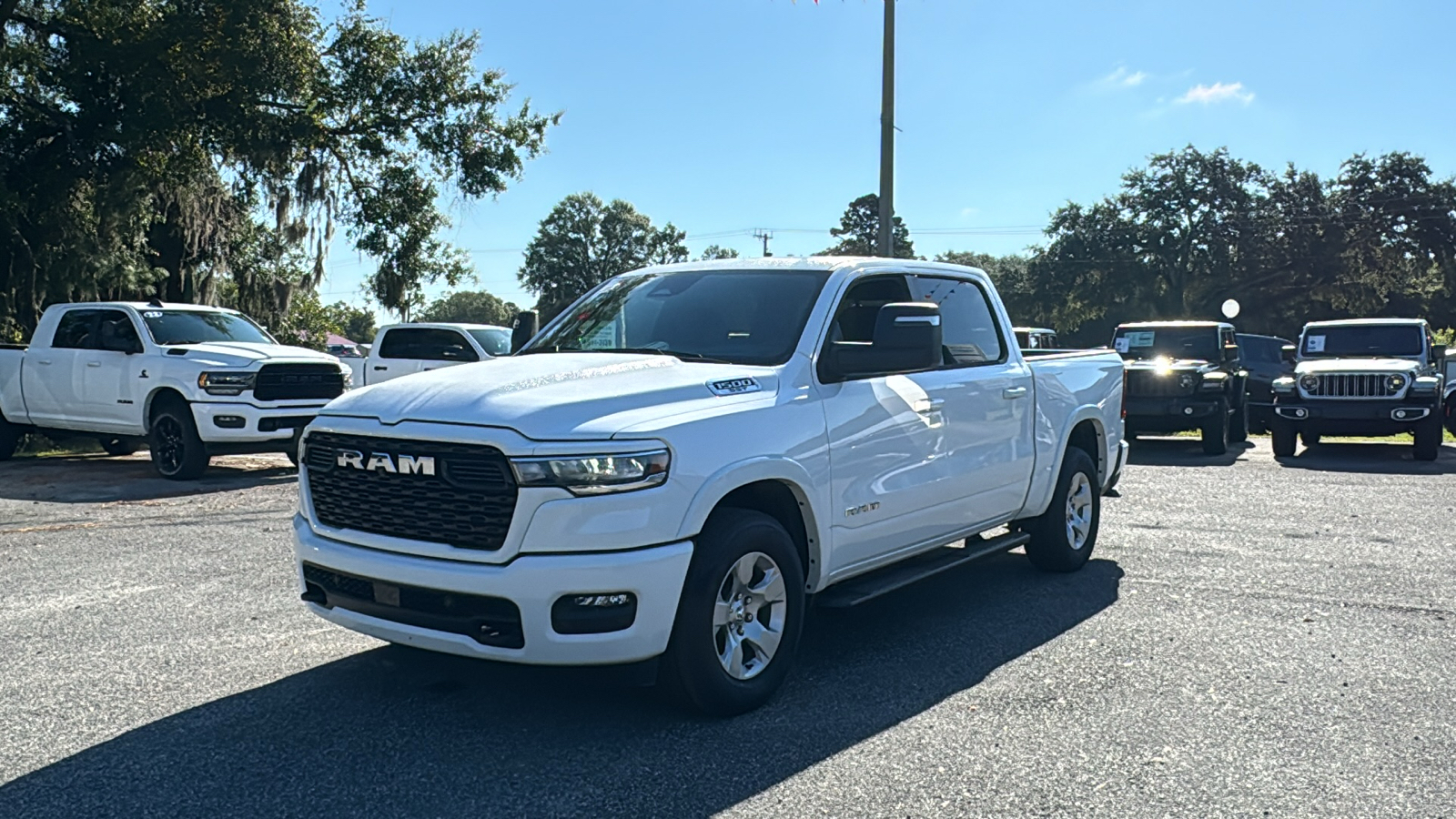 2025 Ram 1500 Big Horn/Lone Star 1