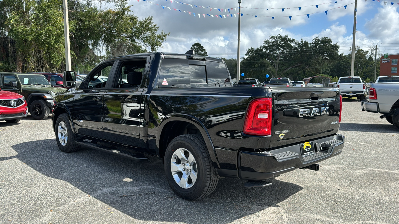 2025 Ram 1500 Big Horn/Lone Star 3