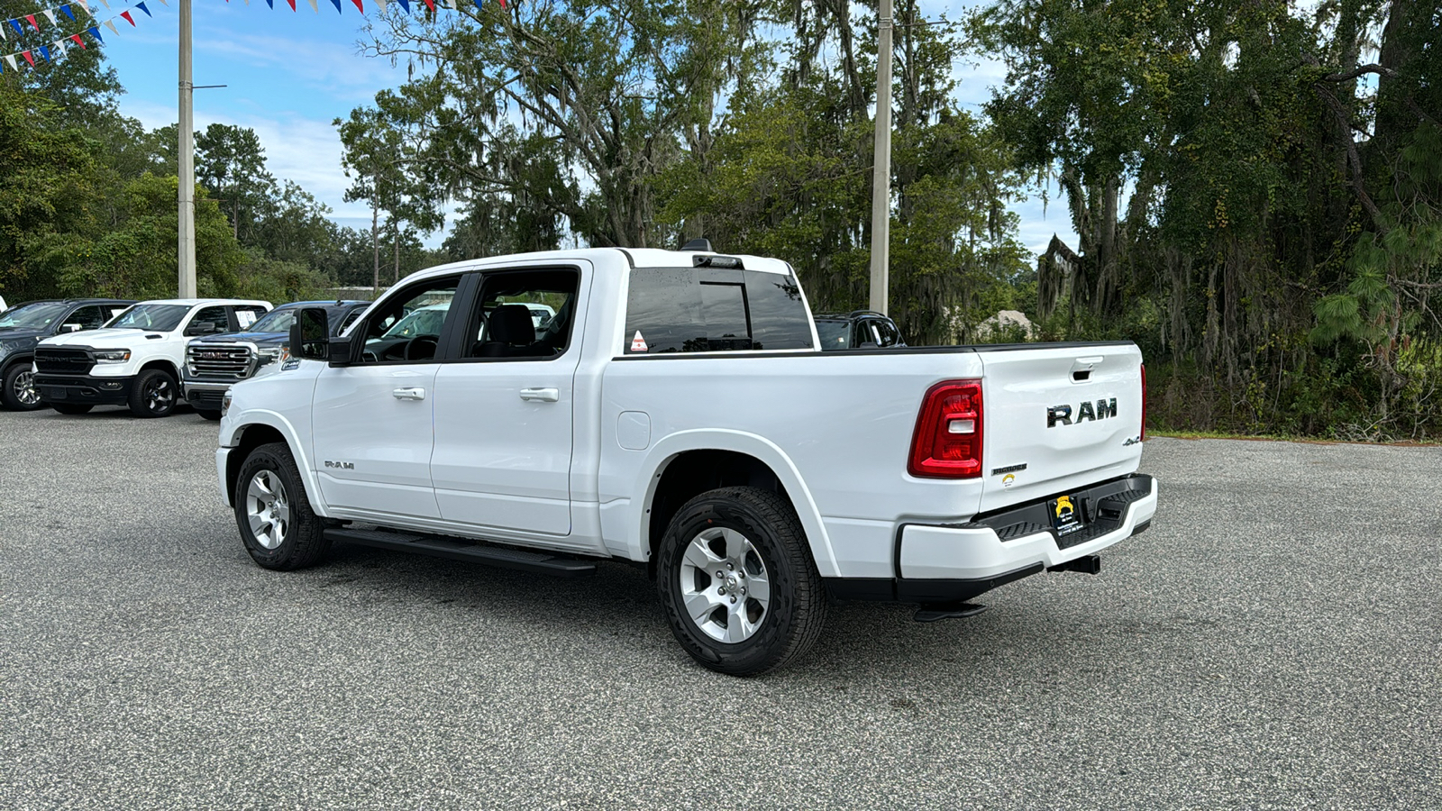 2025 Ram 1500 Big Horn/Lone Star 2