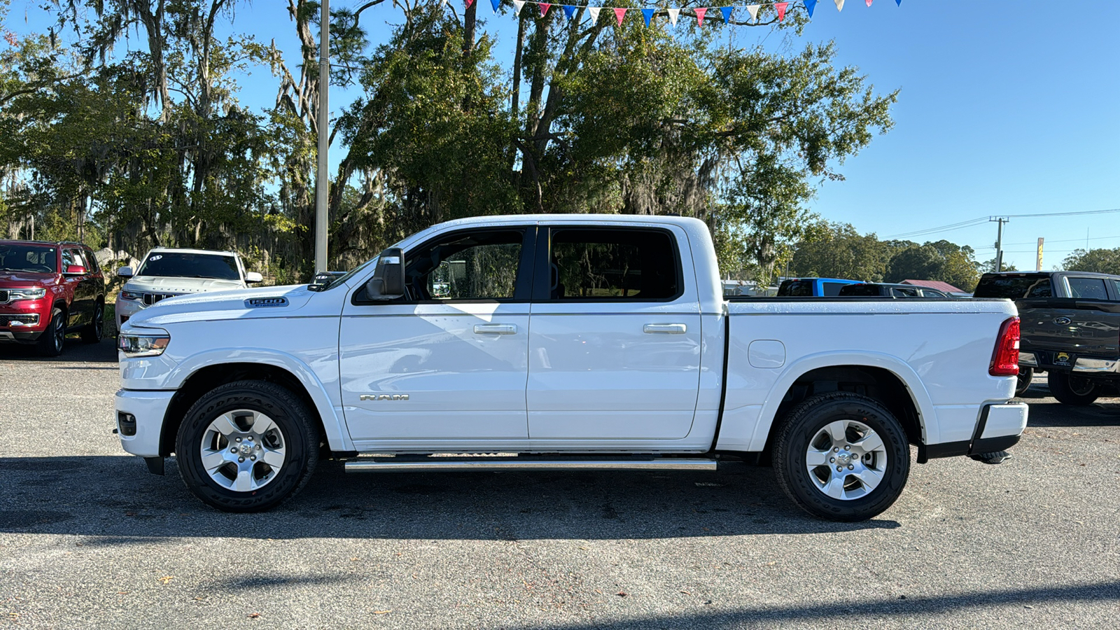 2025 Ram 1500 Big Horn/Lone Star 2