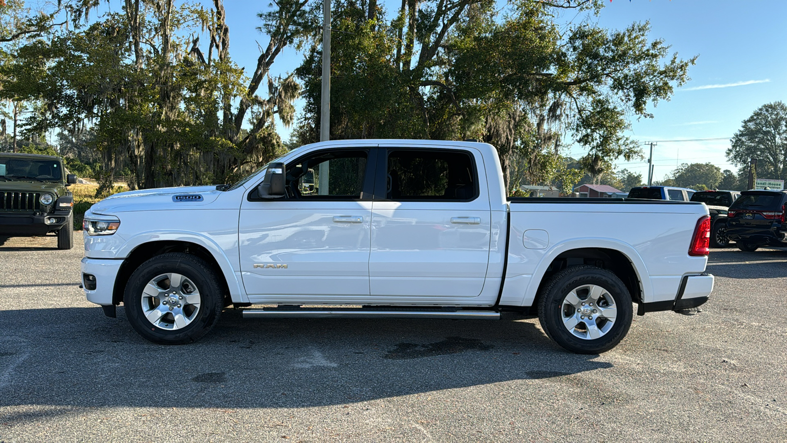 2025 Ram 1500 Big Horn/Lone Star 2