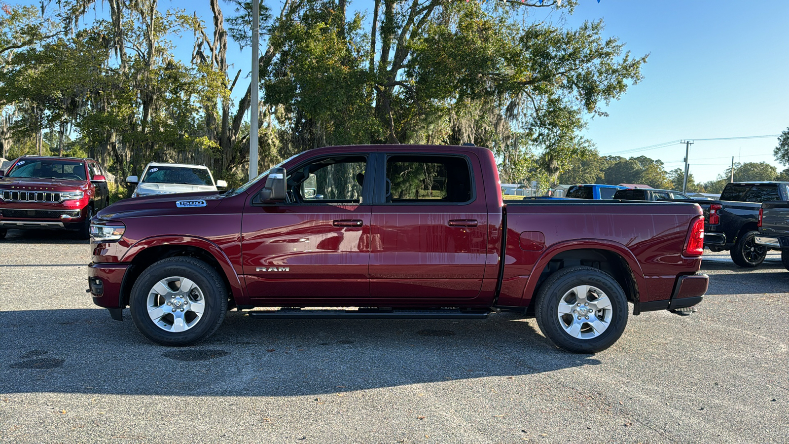 2025 Ram 1500 Big Horn/Lone Star 2