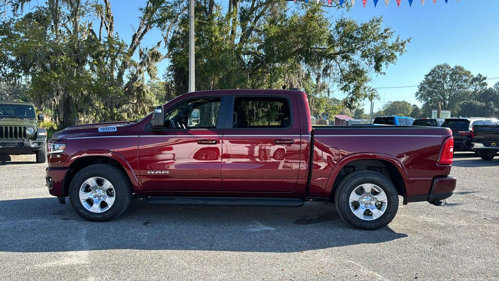 2025 Ram 1500 Big Horn/Lone Star 2