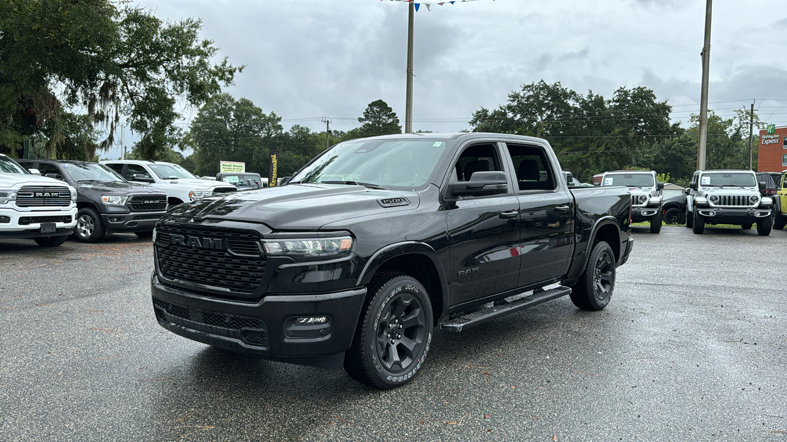 2025 Ram 1500 Big Horn/Lone Star 1