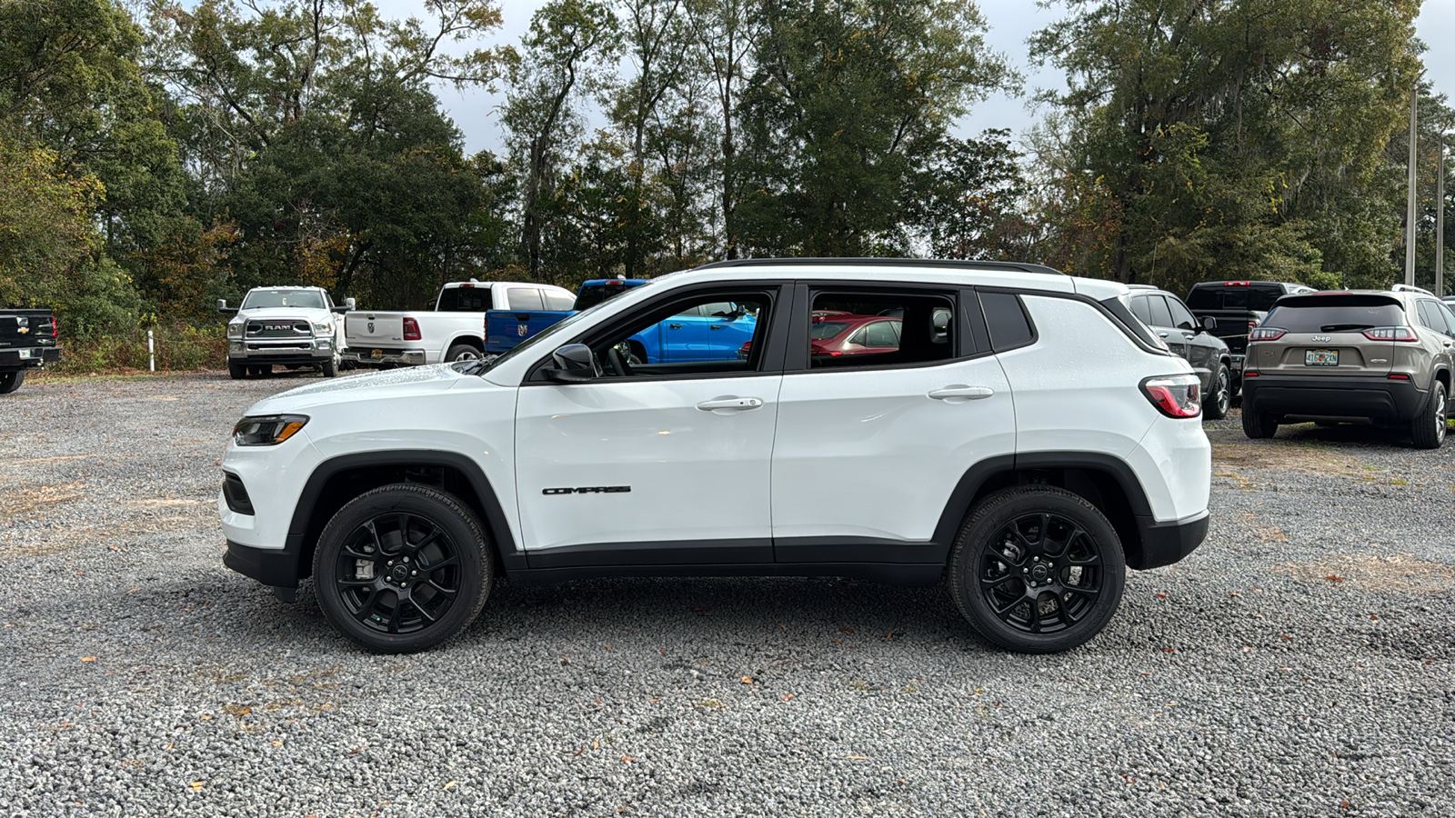 2025 Jeep Compass Latitude 2