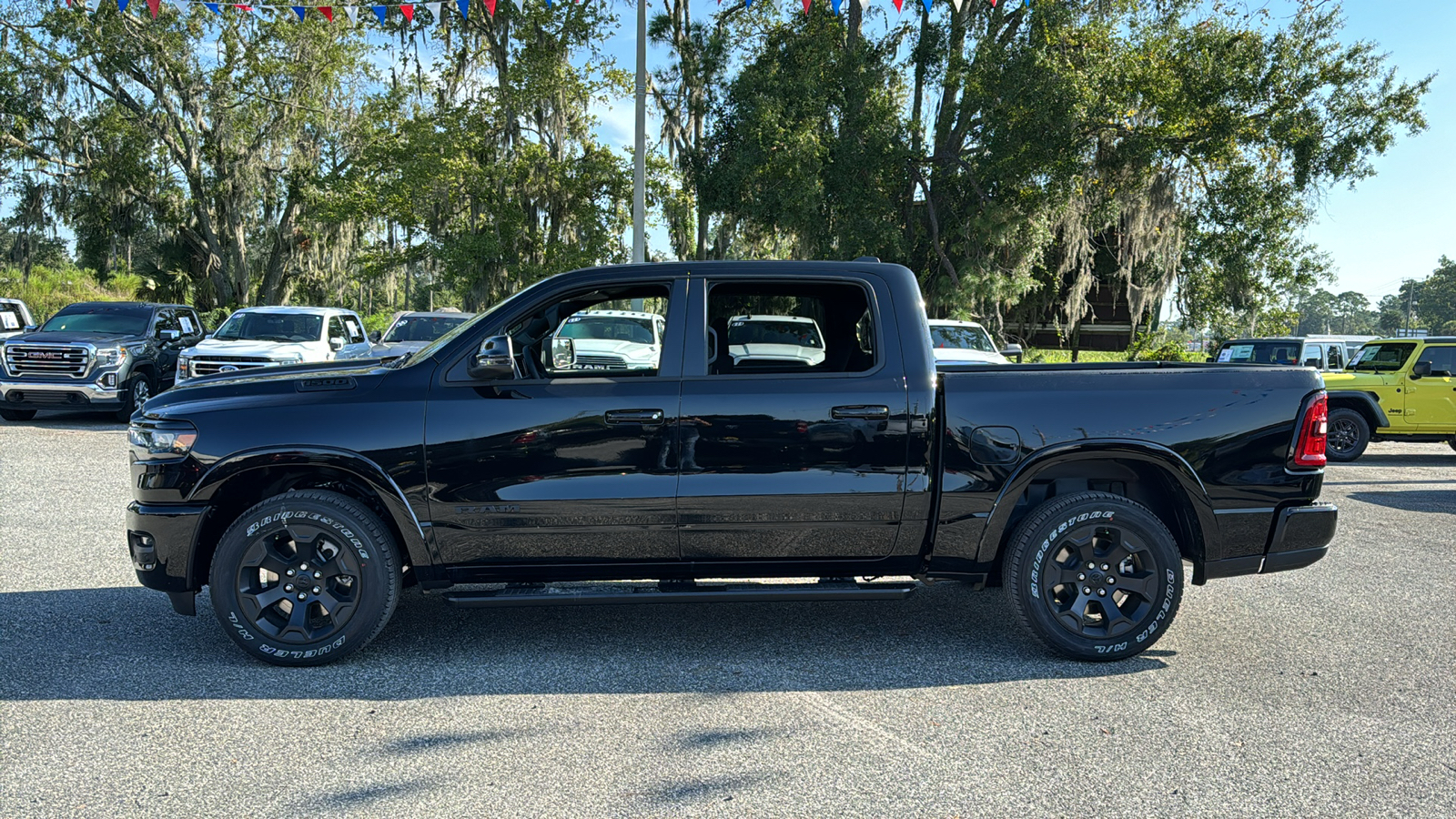 2025 Ram 1500 Big Horn/Lone Star 2