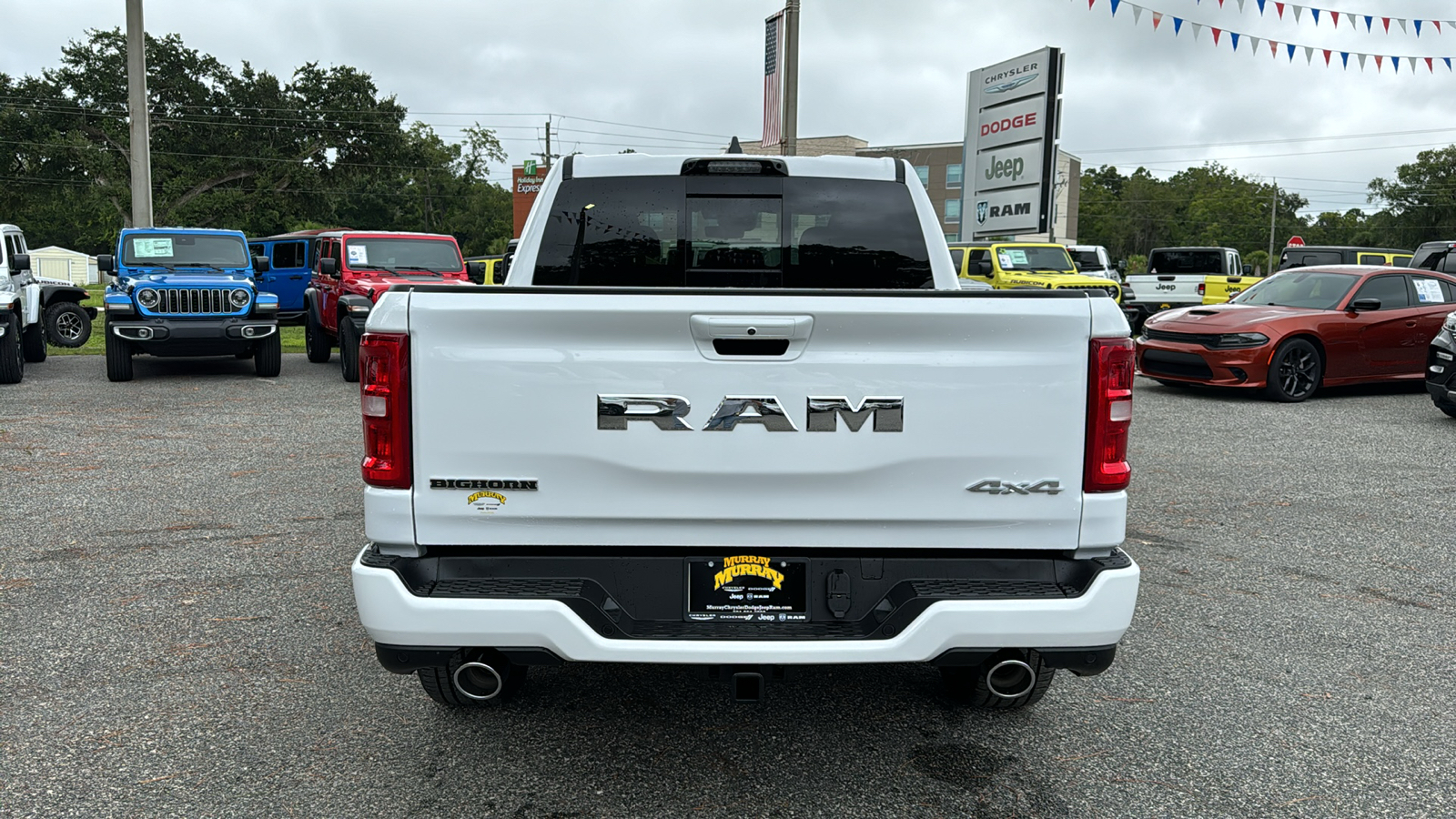 2025 Ram 1500 Big Horn/Lone Star 4