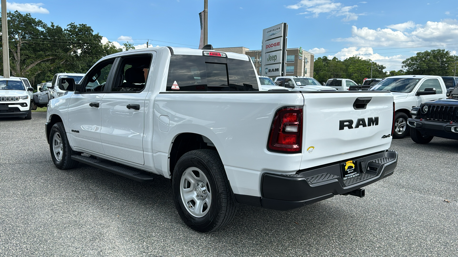 2025 Ram 1500 Tradesman 2