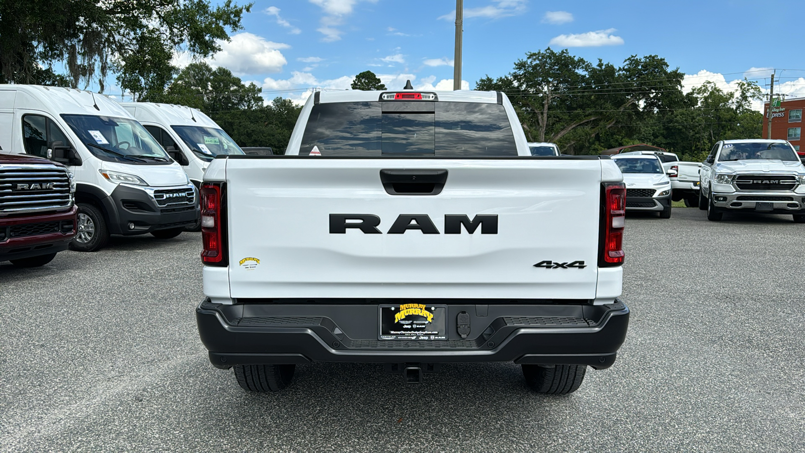 2025 Ram 1500 Tradesman 3