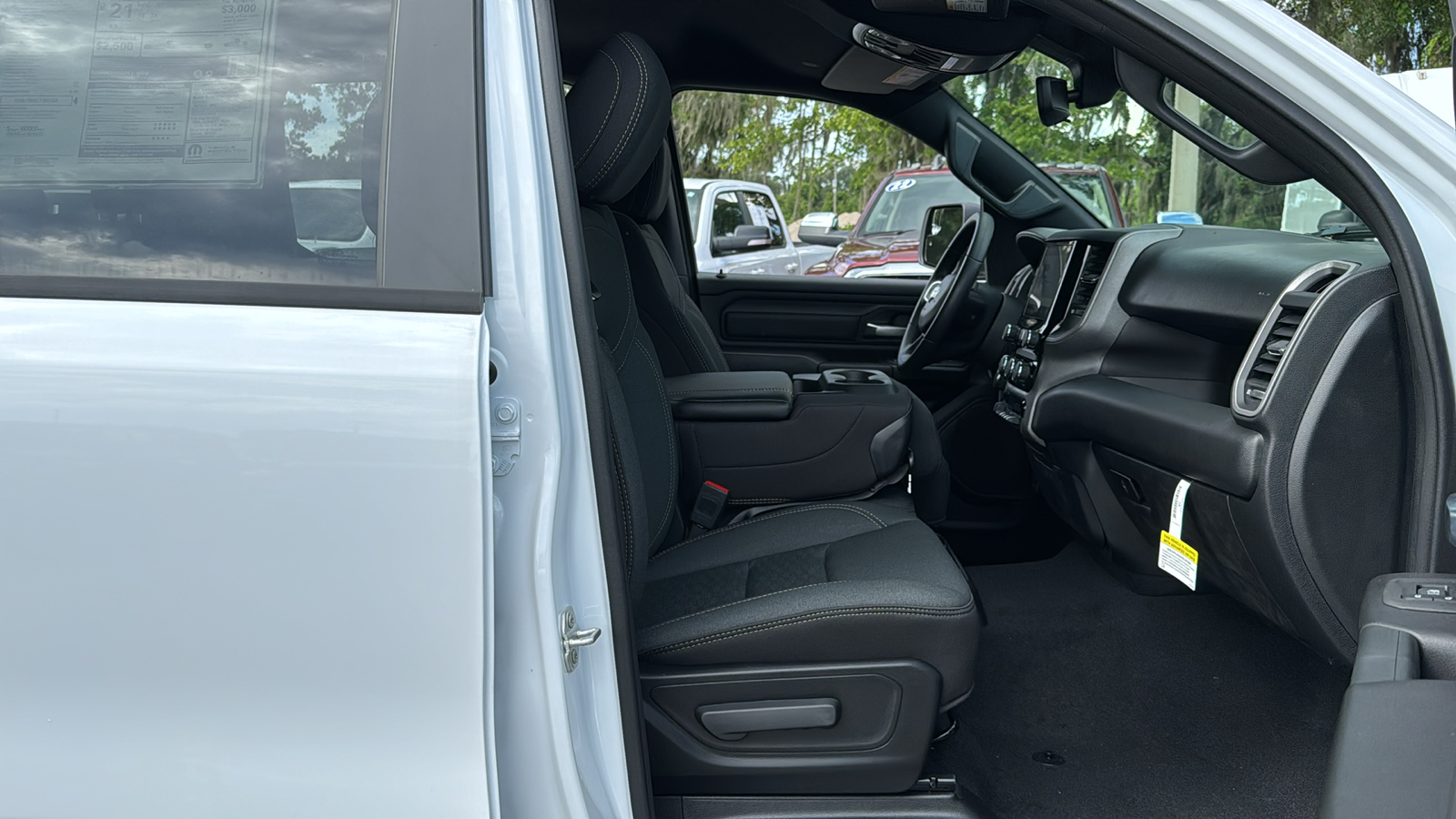 2025 Ram 1500 Tradesman 8