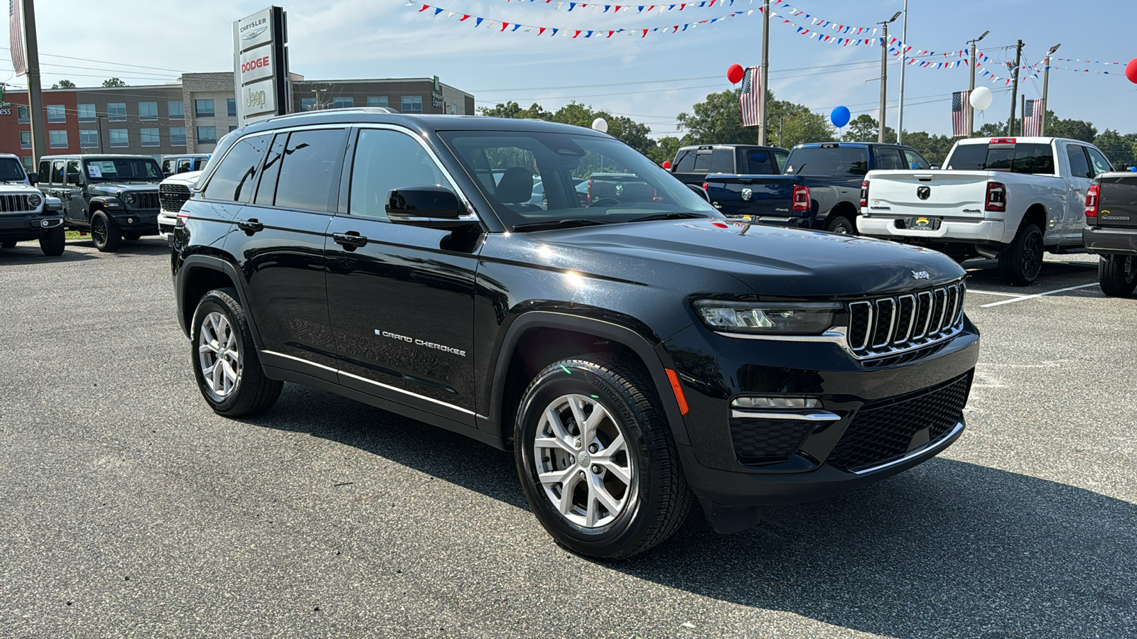 2022 Jeep Grand Cherokee Limited 12