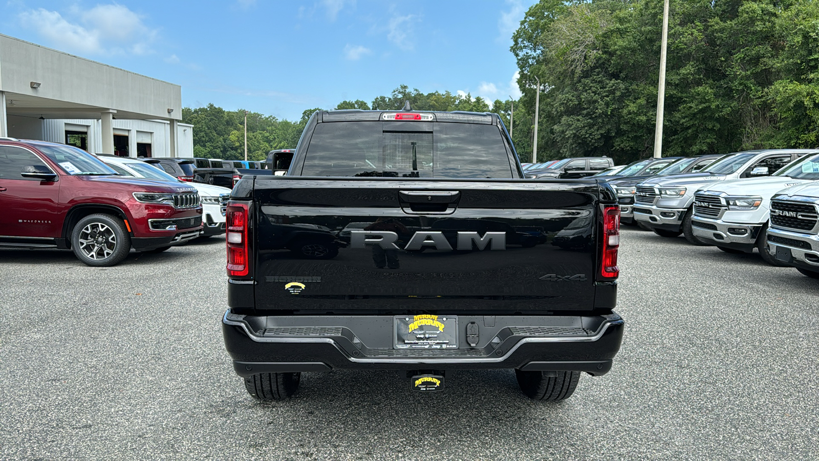 2025 Ram 1500 Big Horn/Lone Star 4