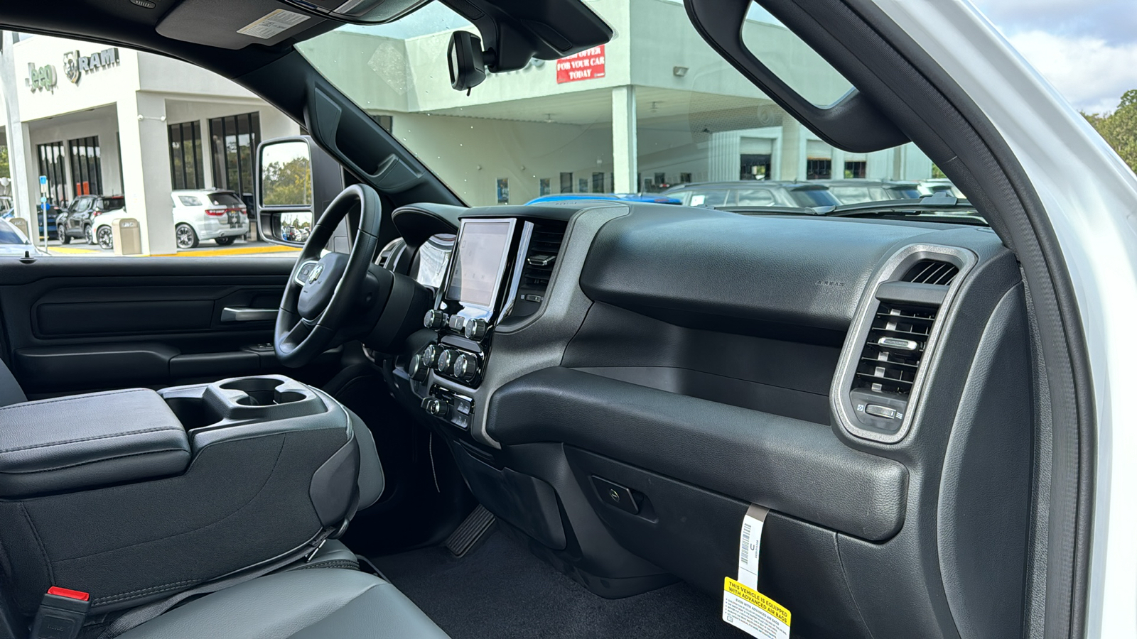 2025 Ram 1500 Tradesman 10