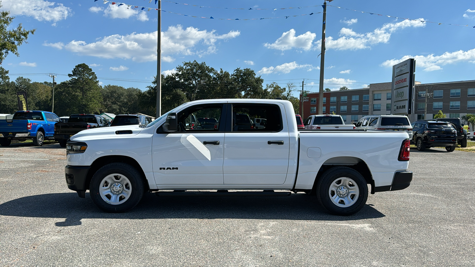 2025 Ram 1500 Tradesman 2