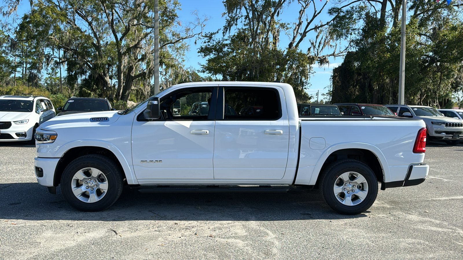 2025 Ram 1500 Big Horn/Lone Star 2