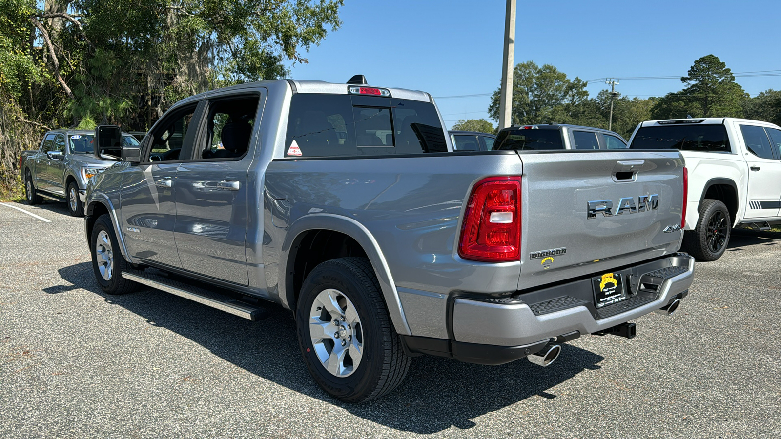 2025 Ram 1500 Big Horn/Lone Star 2