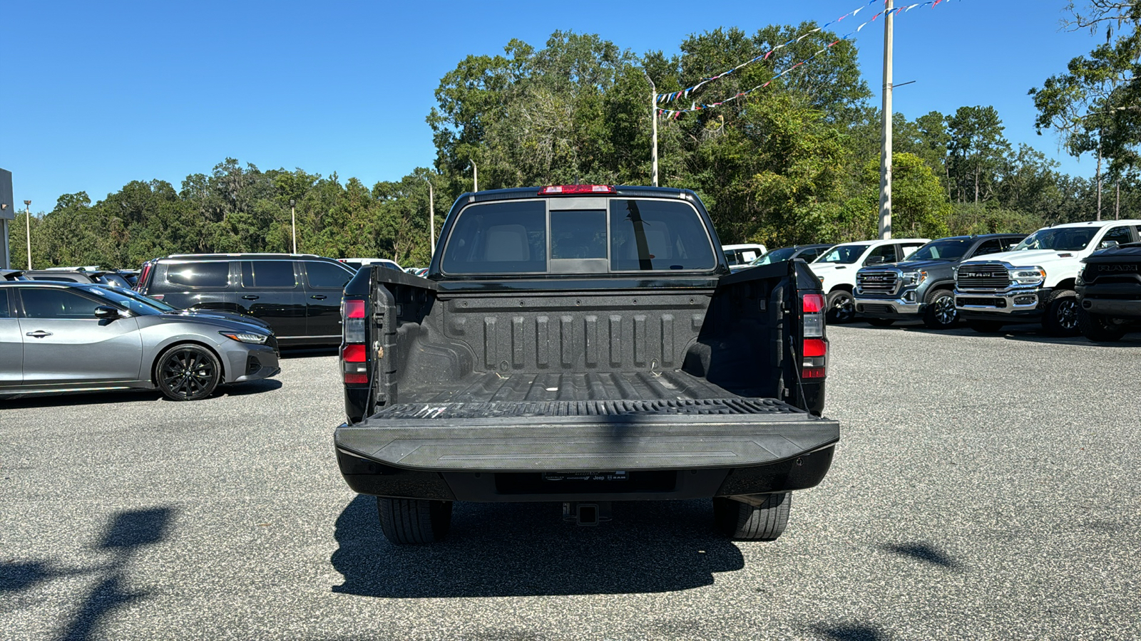 2022 Nissan Frontier SV 5