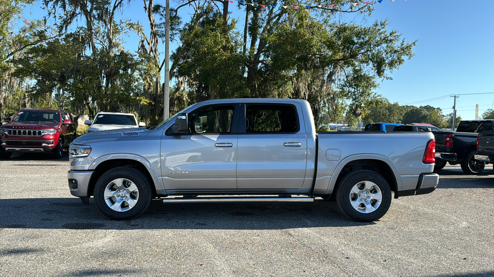 2025 Ram 1500 Big Horn/Lone Star 2