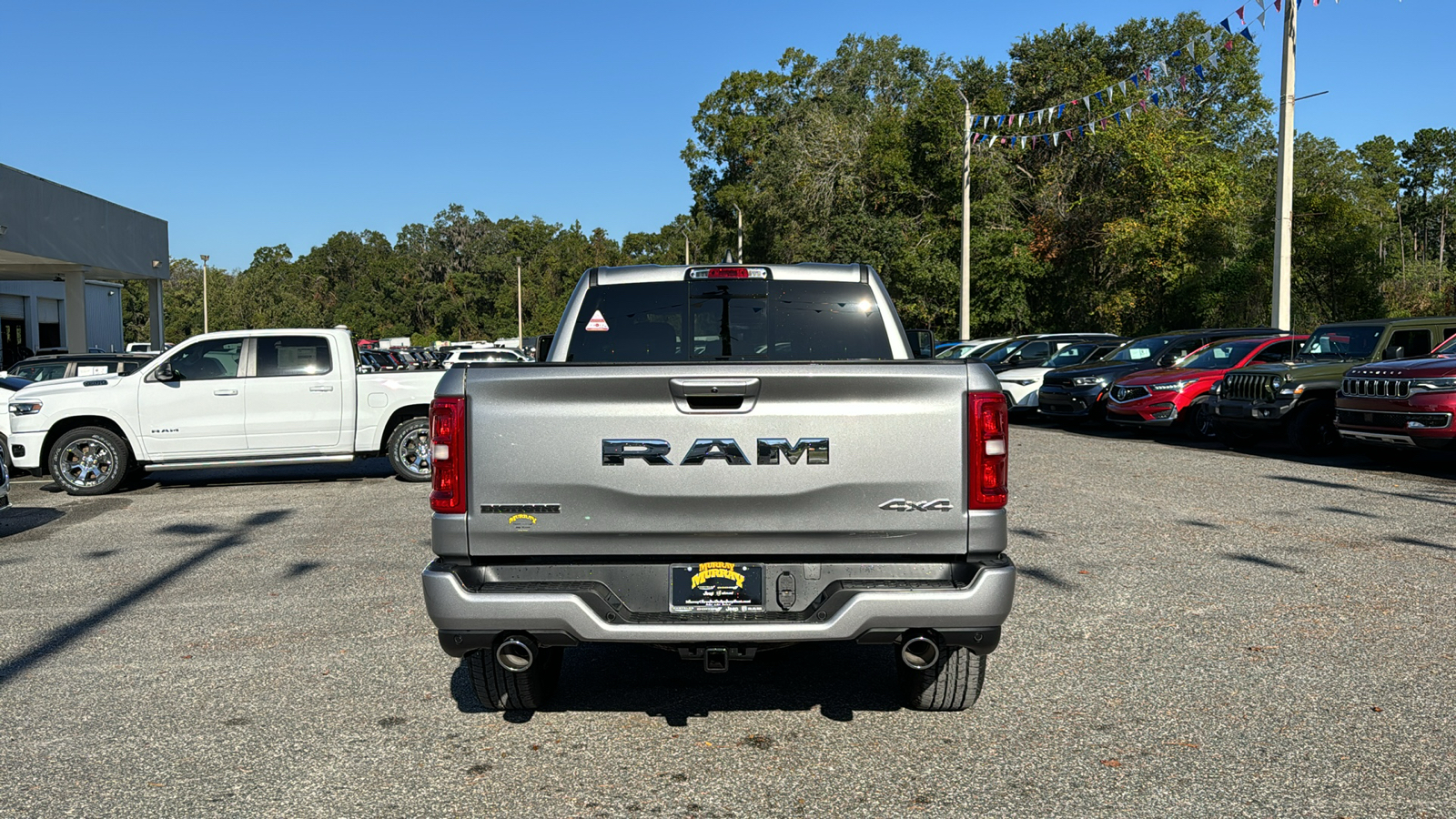 2025 Ram 1500 Big Horn/Lone Star 4