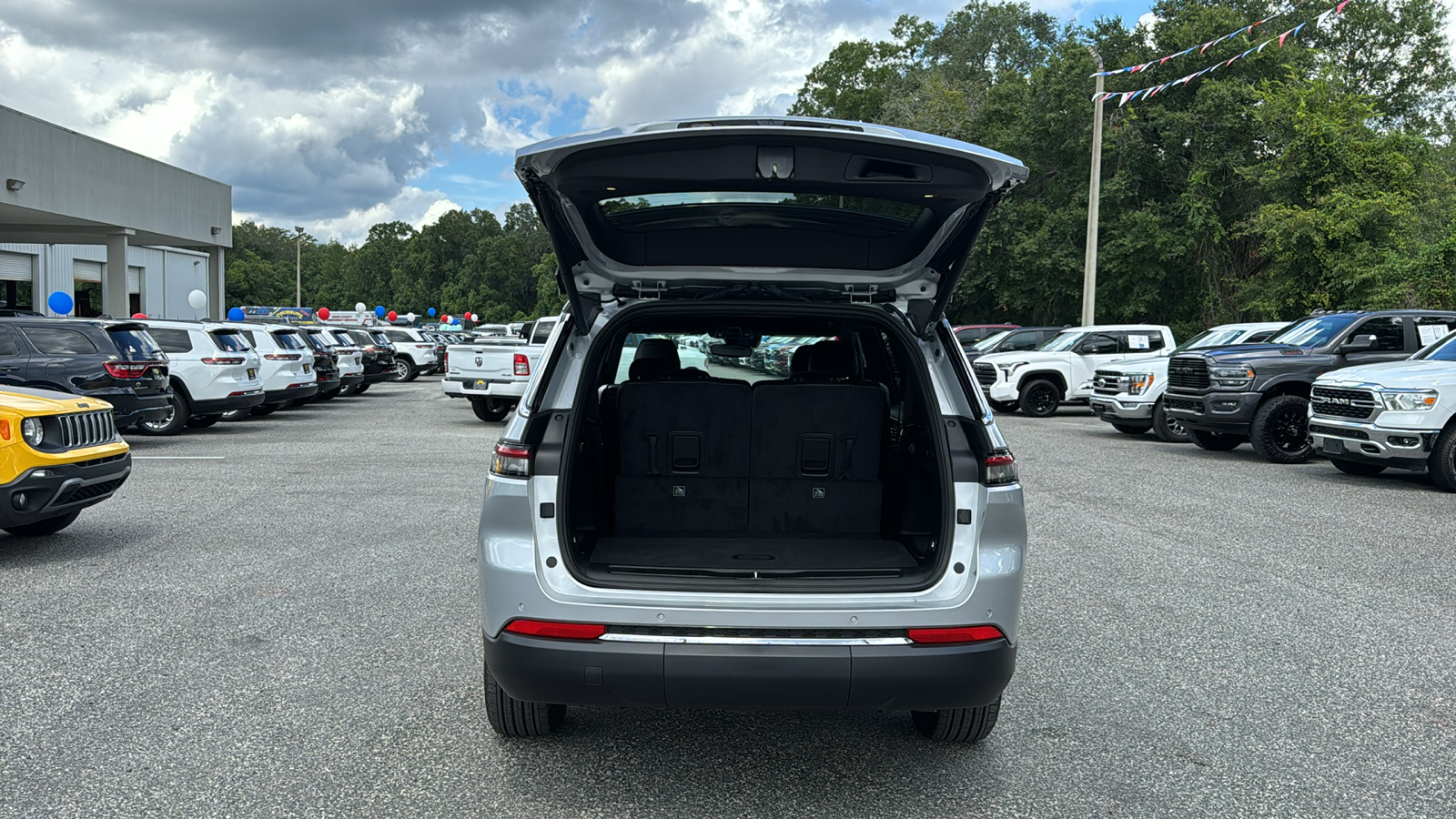 2024 Jeep Grand Cherokee L Limited 7