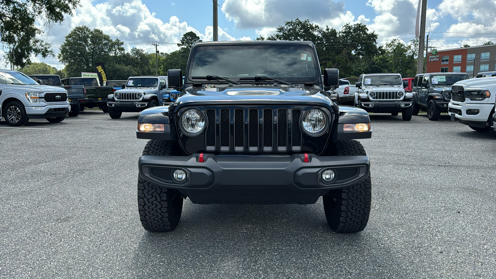 2023 Jeep Wrangler Rubicon 9