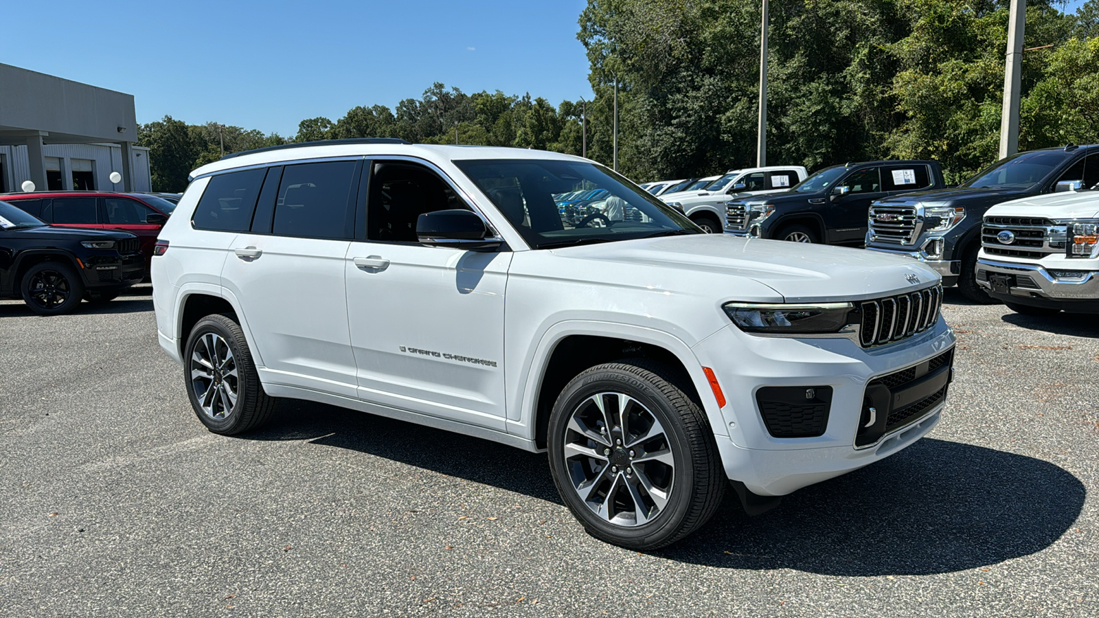 2024 Jeep Grand Cherokee L Overland 12