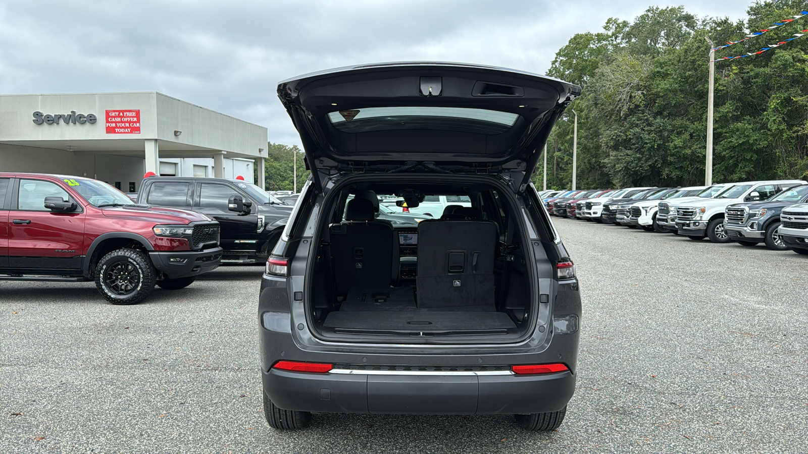 2024 Jeep Grand Cherokee L Limited 7