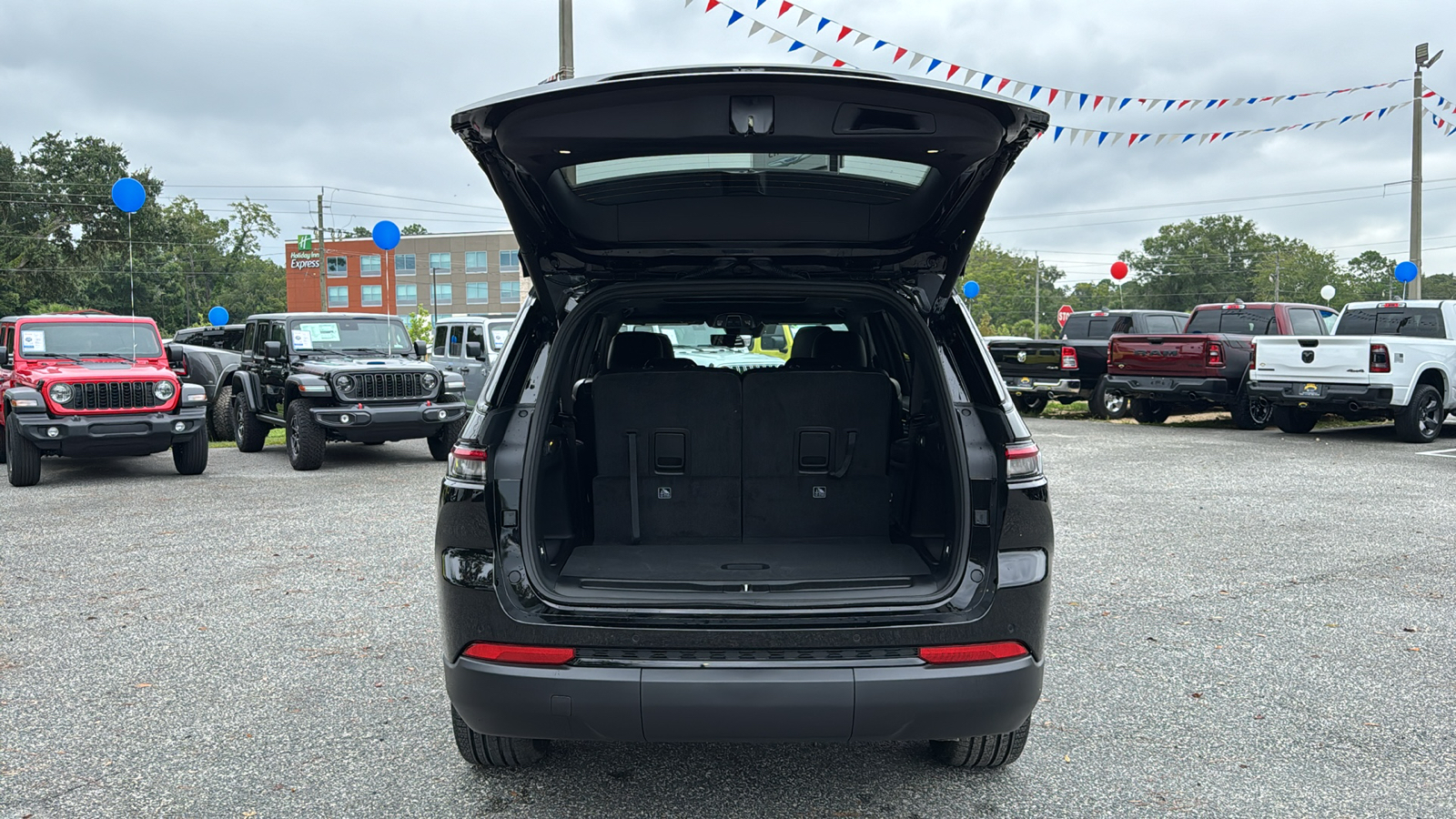 2024 Jeep Grand Cherokee L Limited 7