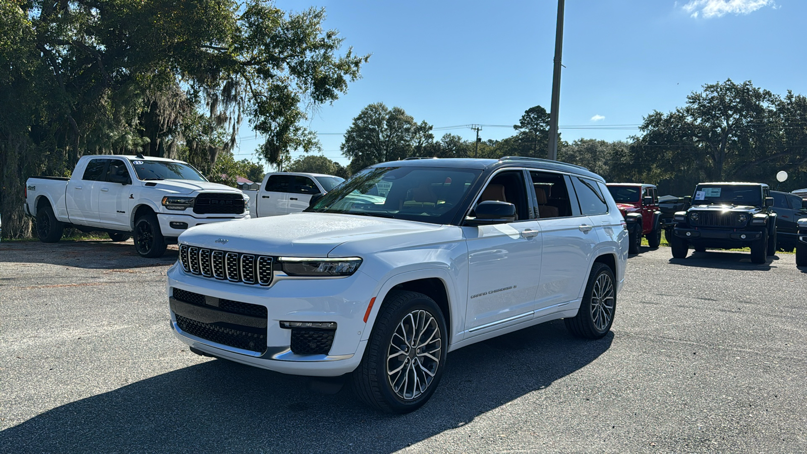 2024 Jeep Grand Cherokee L Summit 1