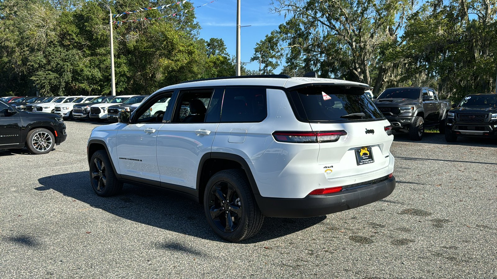 2025 Jeep Grand Cherokee L Limited 3