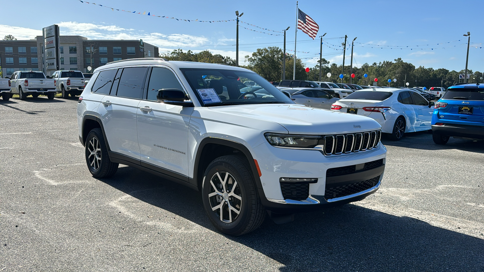 2025 Jeep Grand Cherokee L Limited 14