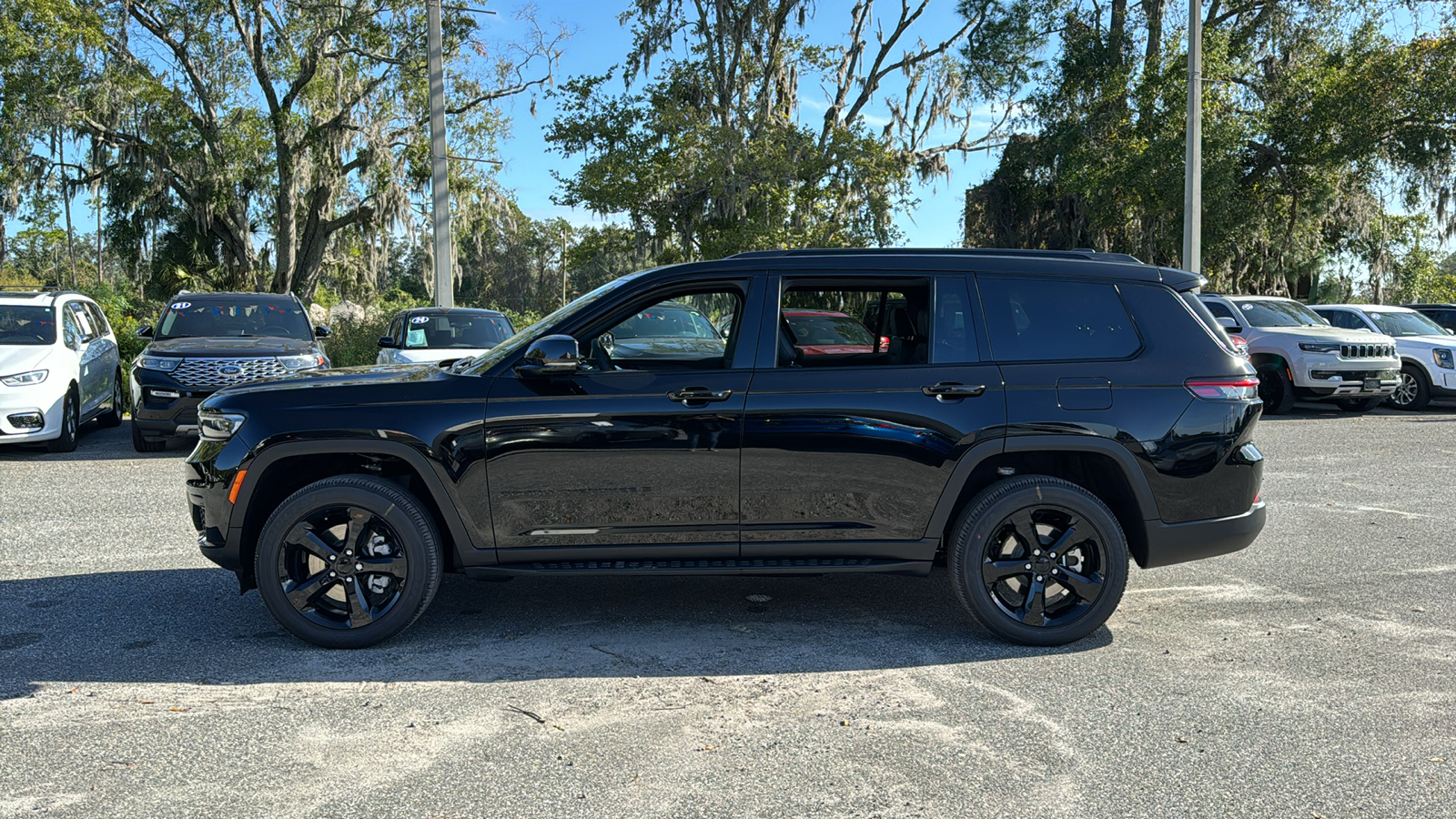 2025 Jeep Grand Cherokee L Altitude X 2