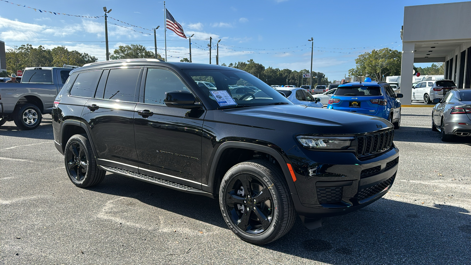 2025 Jeep Grand Cherokee L Altitude X 14