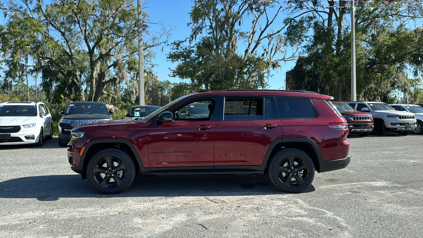 2025 Jeep Grand Cherokee L Altitude X 2