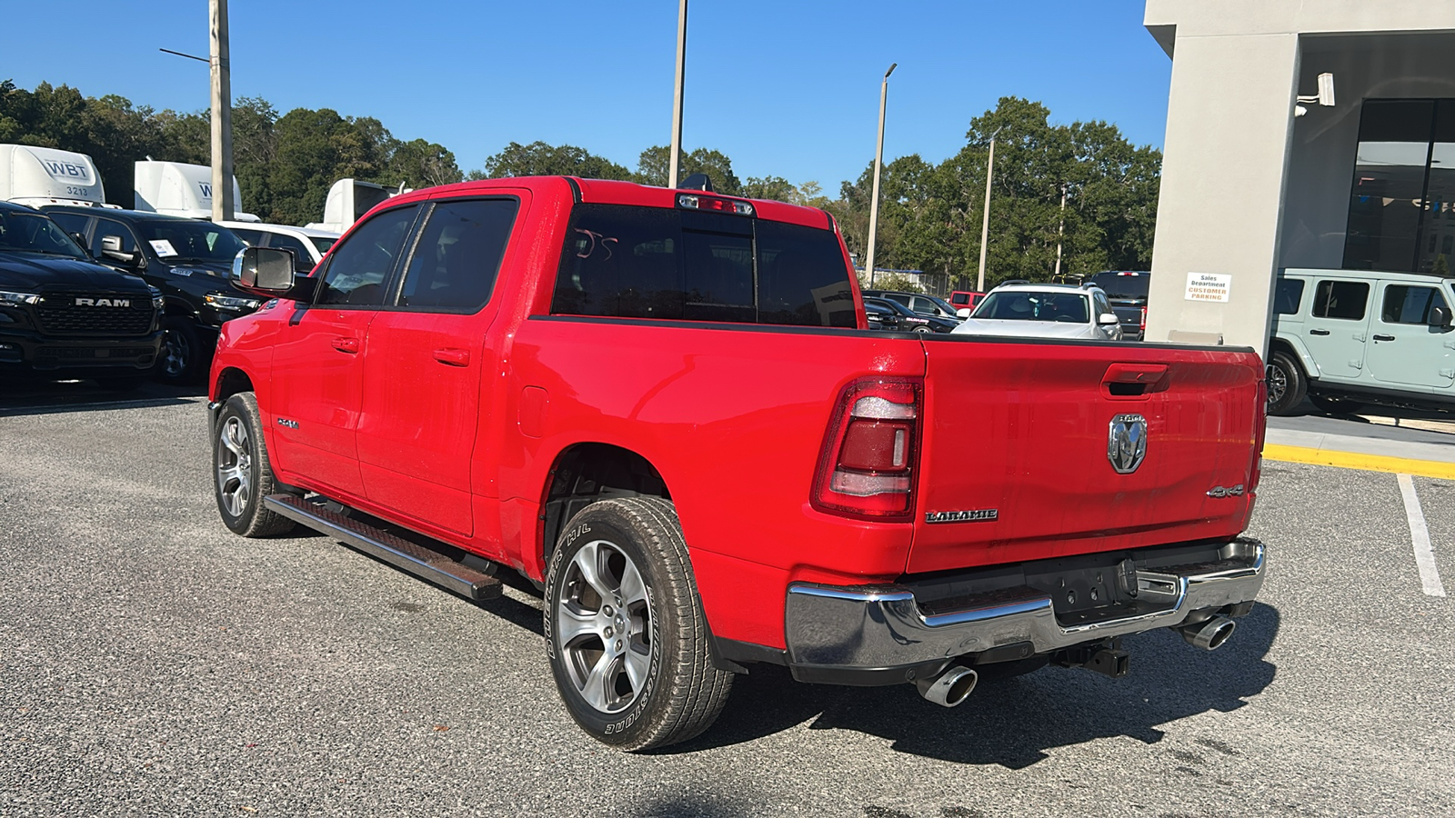 2023 Ram 1500 Laramie 3