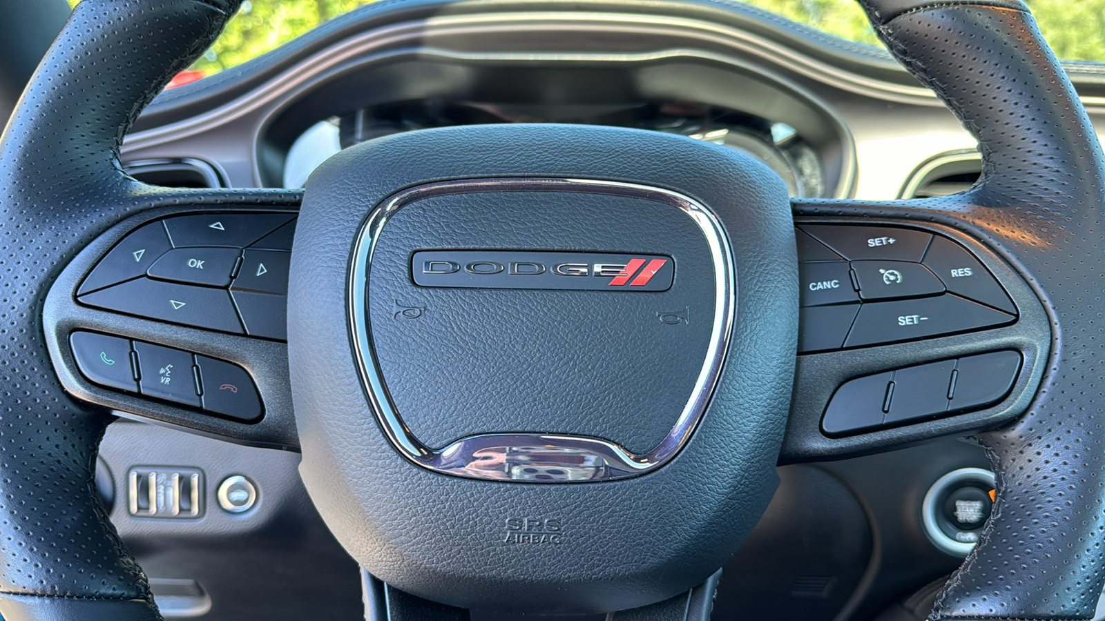 2023 Dodge Challenger R/T 18