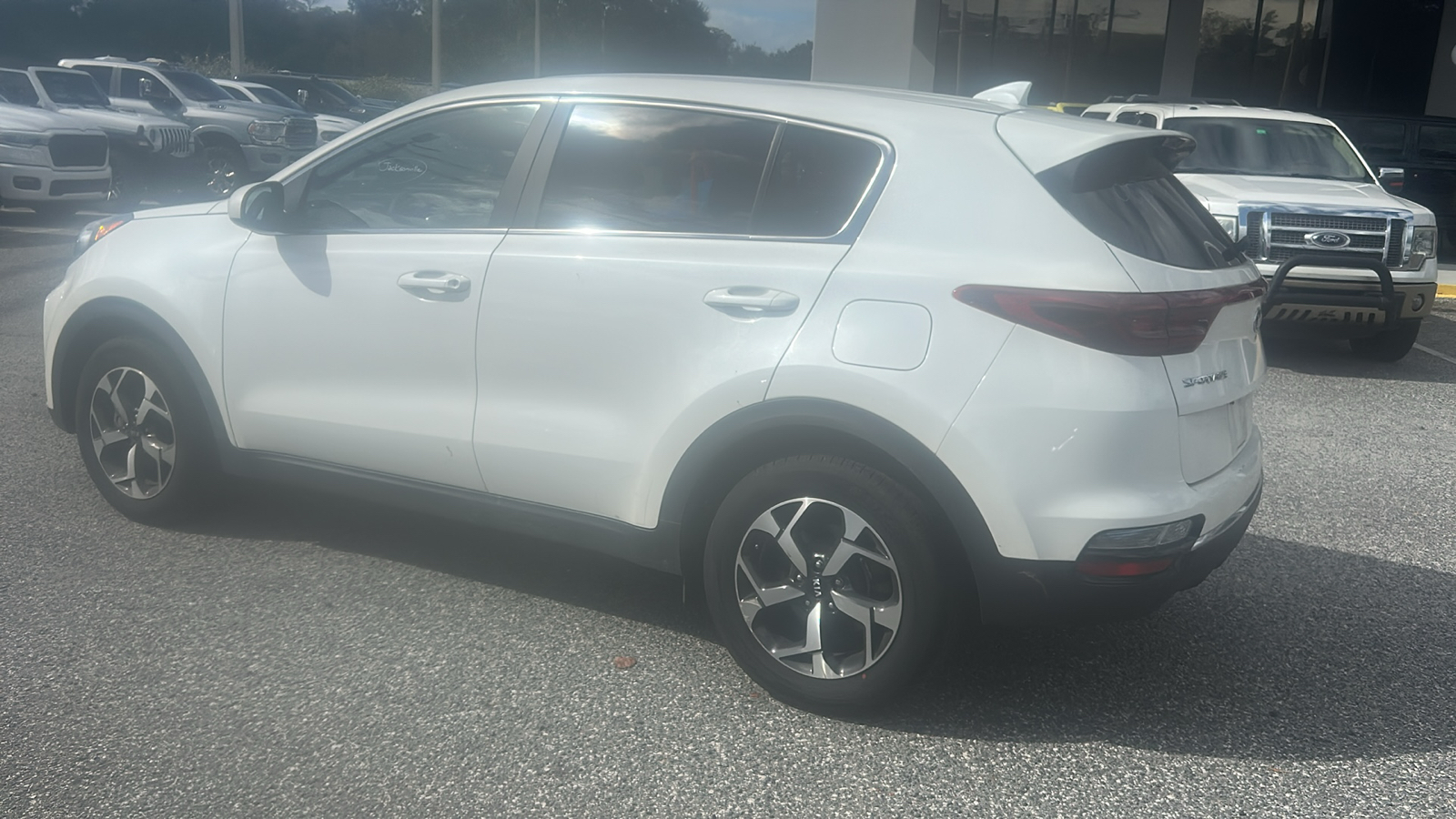 2022 Kia Sportage LX 2