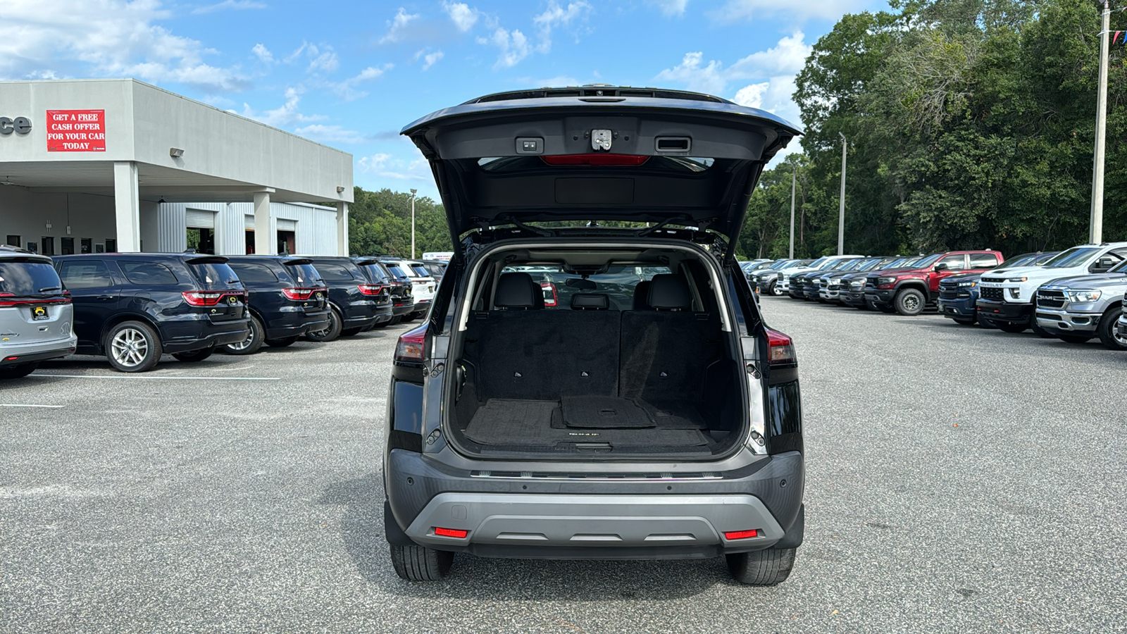 2022 Nissan Rogue SV 5