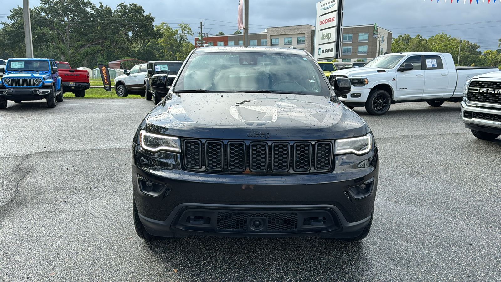 2021 Jeep Grand Cherokee Freedom Edition 12