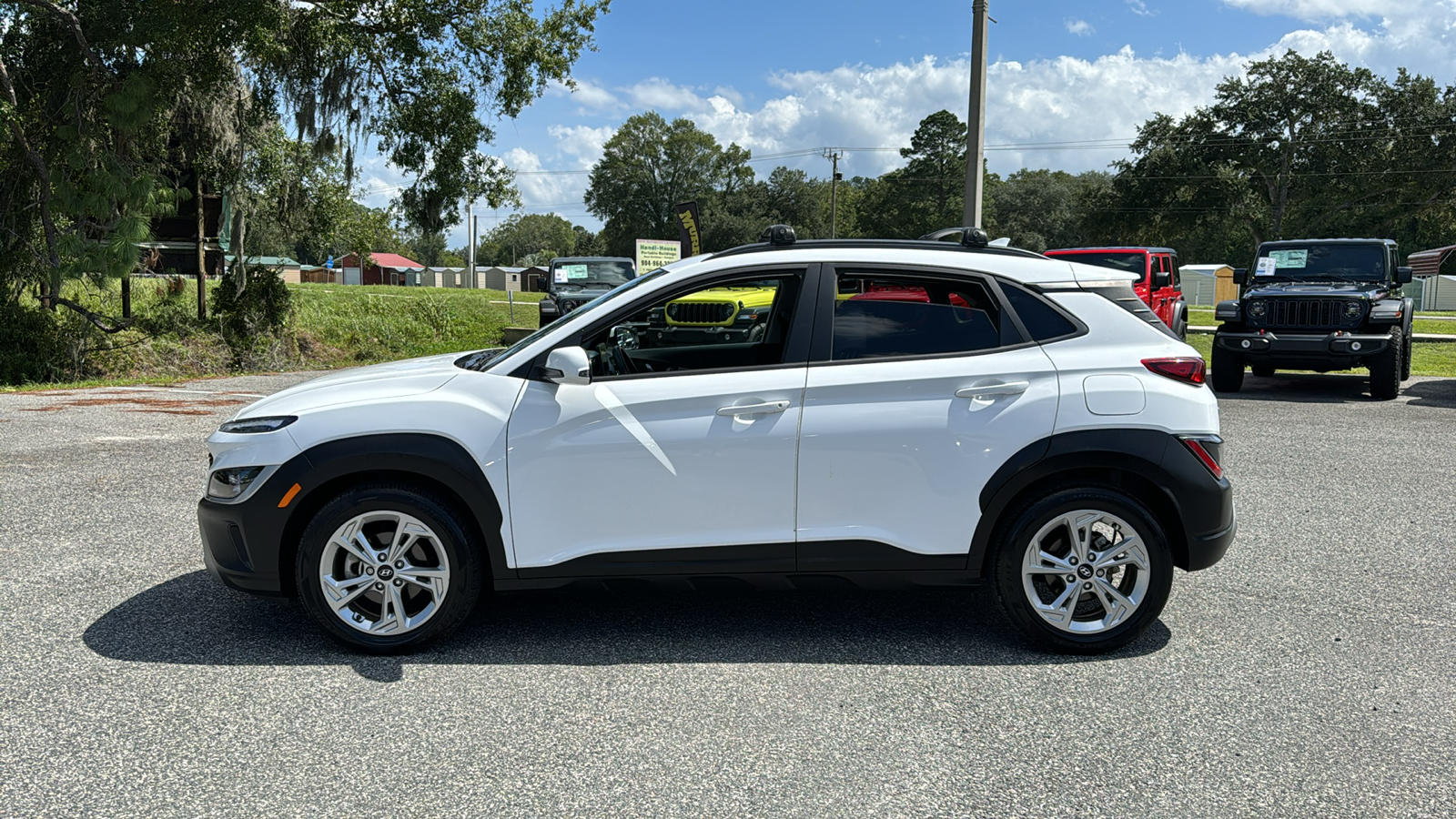 2022 Hyundai Kona SEL 2