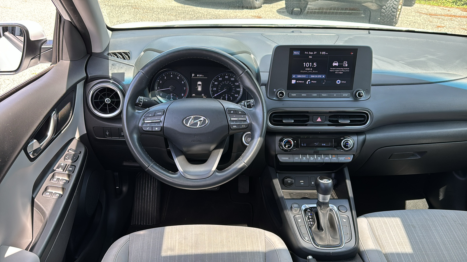 2022 Hyundai Kona SEL 17