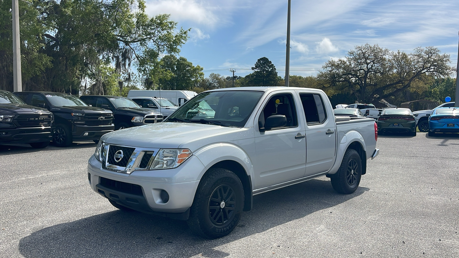 2019 Nissan Frontier SV 1