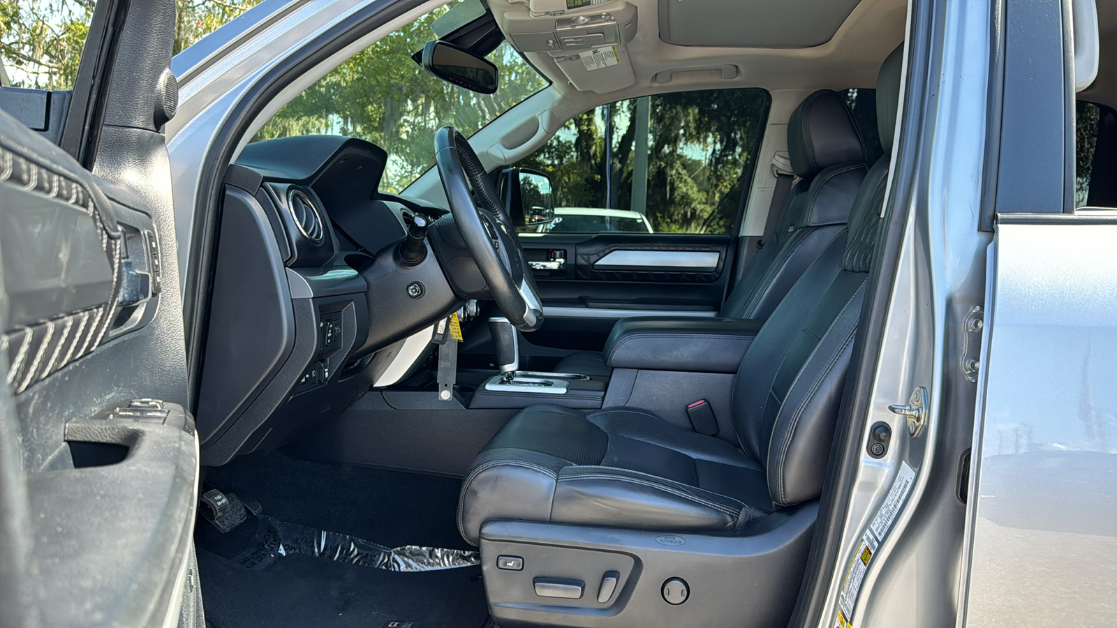 2019 Toyota Tundra Platinum 13