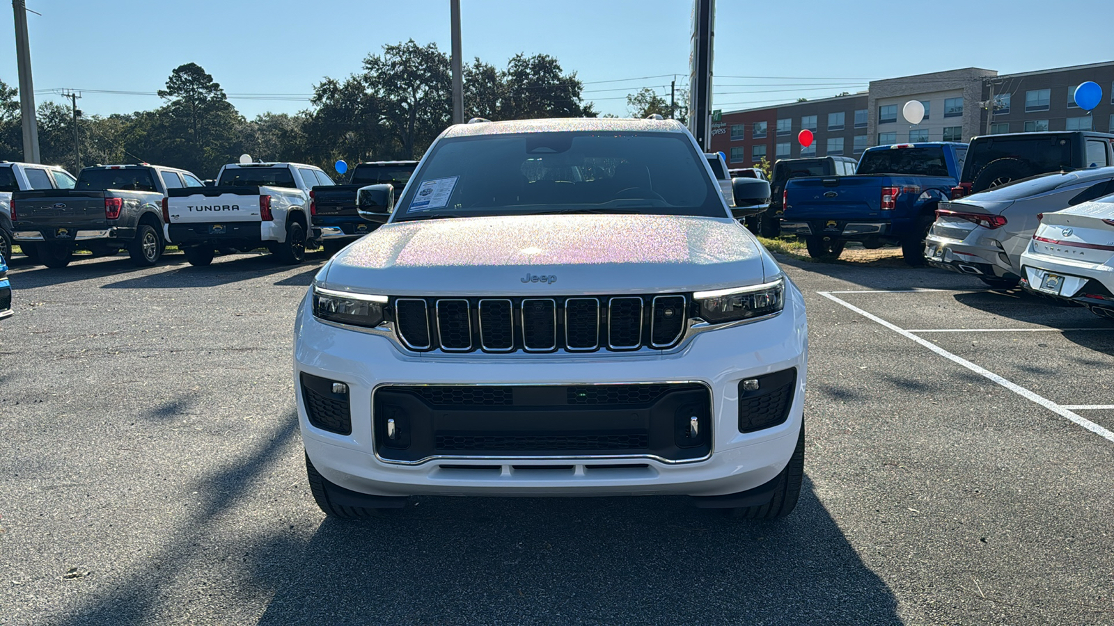 2024 Jeep Grand Cherokee L Overland 14