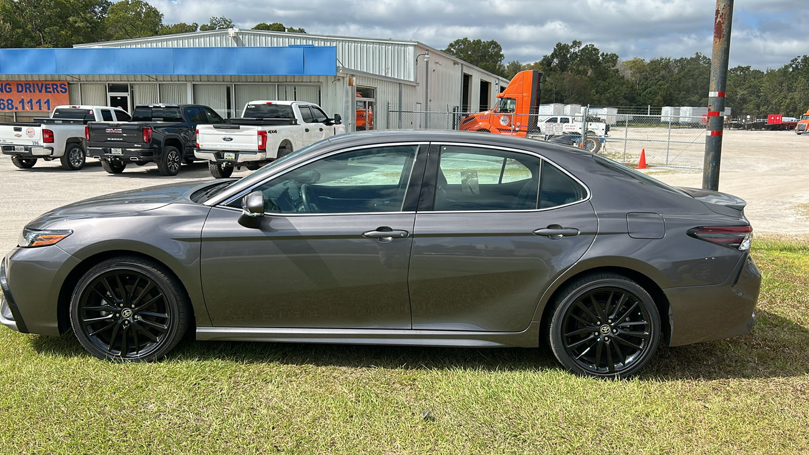 2024 Toyota Camry XSE 2