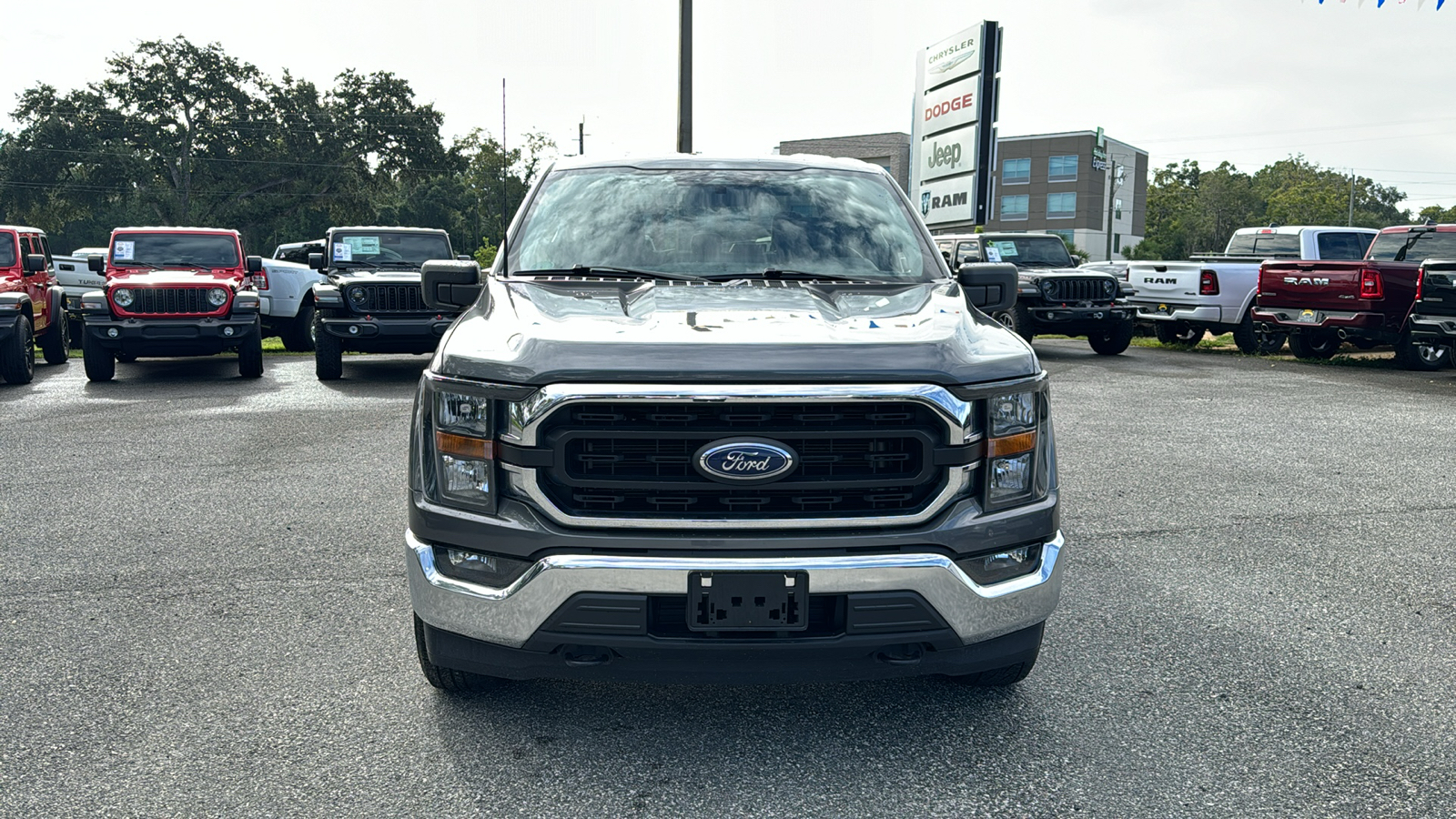 2023 Ford F-150 XL 12