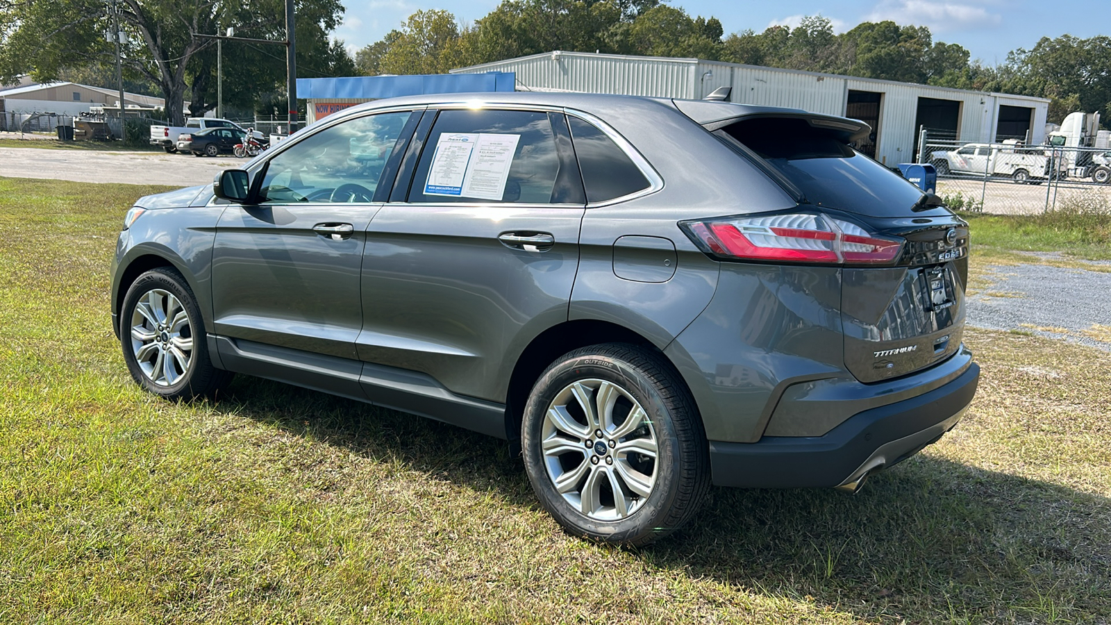 2021 Ford Edge Titanium 2