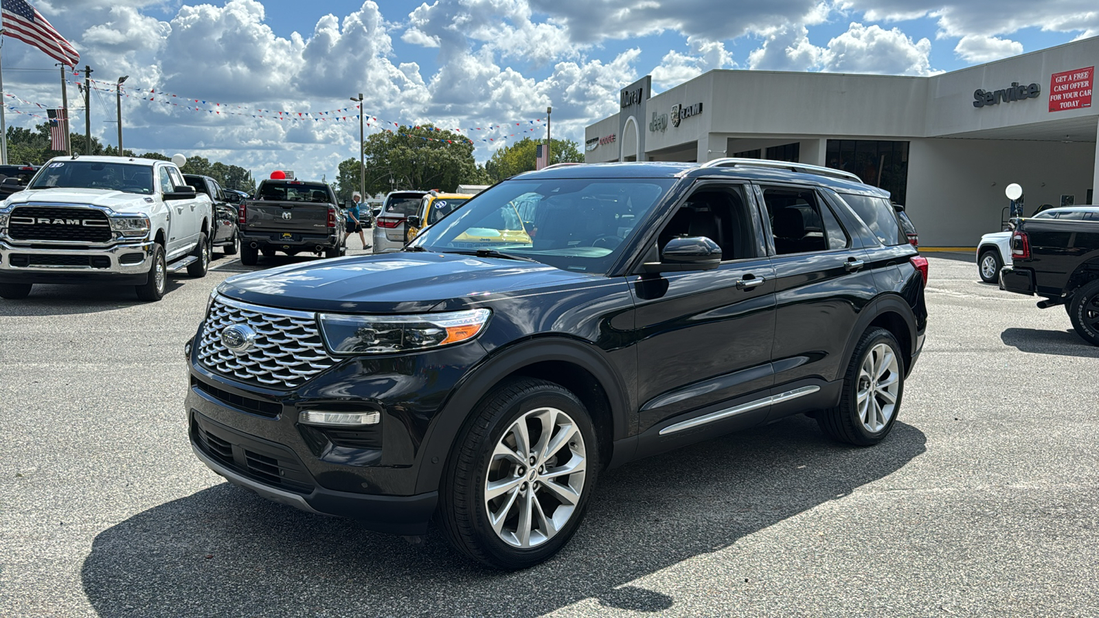 2021 Ford Explorer Platinum 1