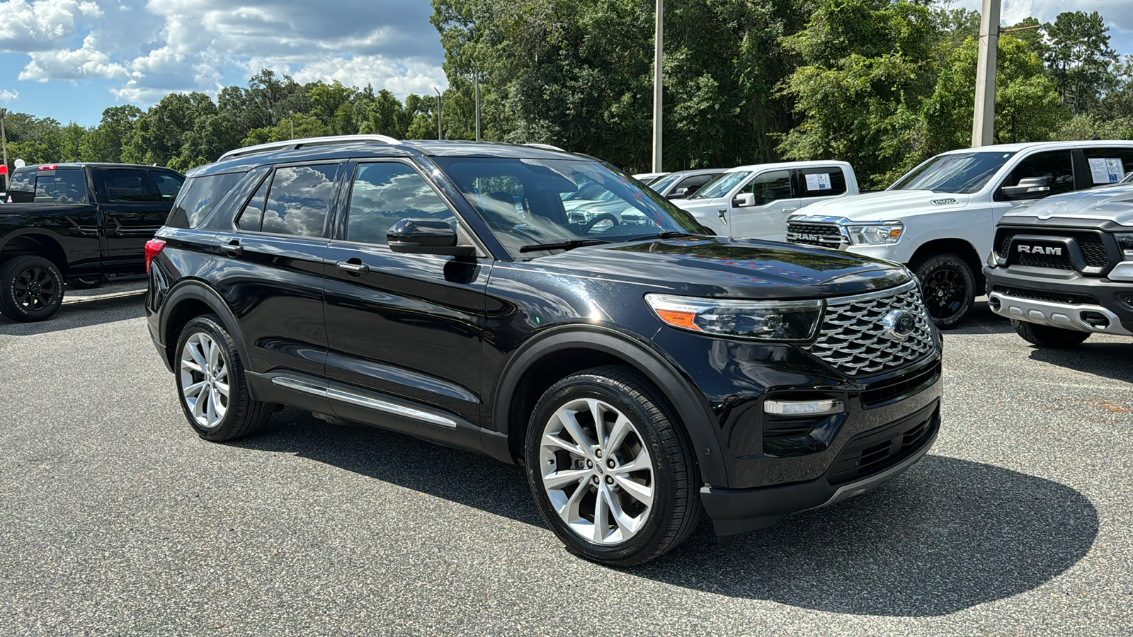 2021 Ford Explorer Platinum 11